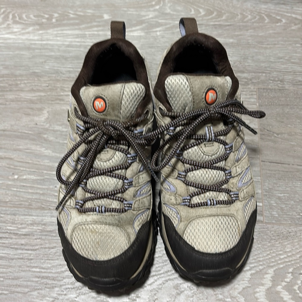 Merrell Hiking shoes women size 8.5